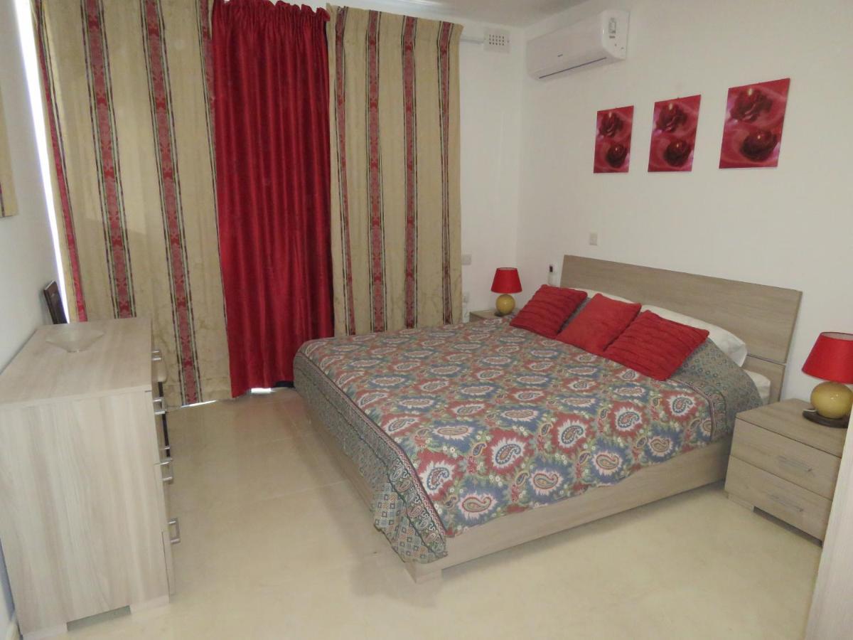 Aquamarine Sea Front Apartments - First Floor Marsaskala Esterno foto