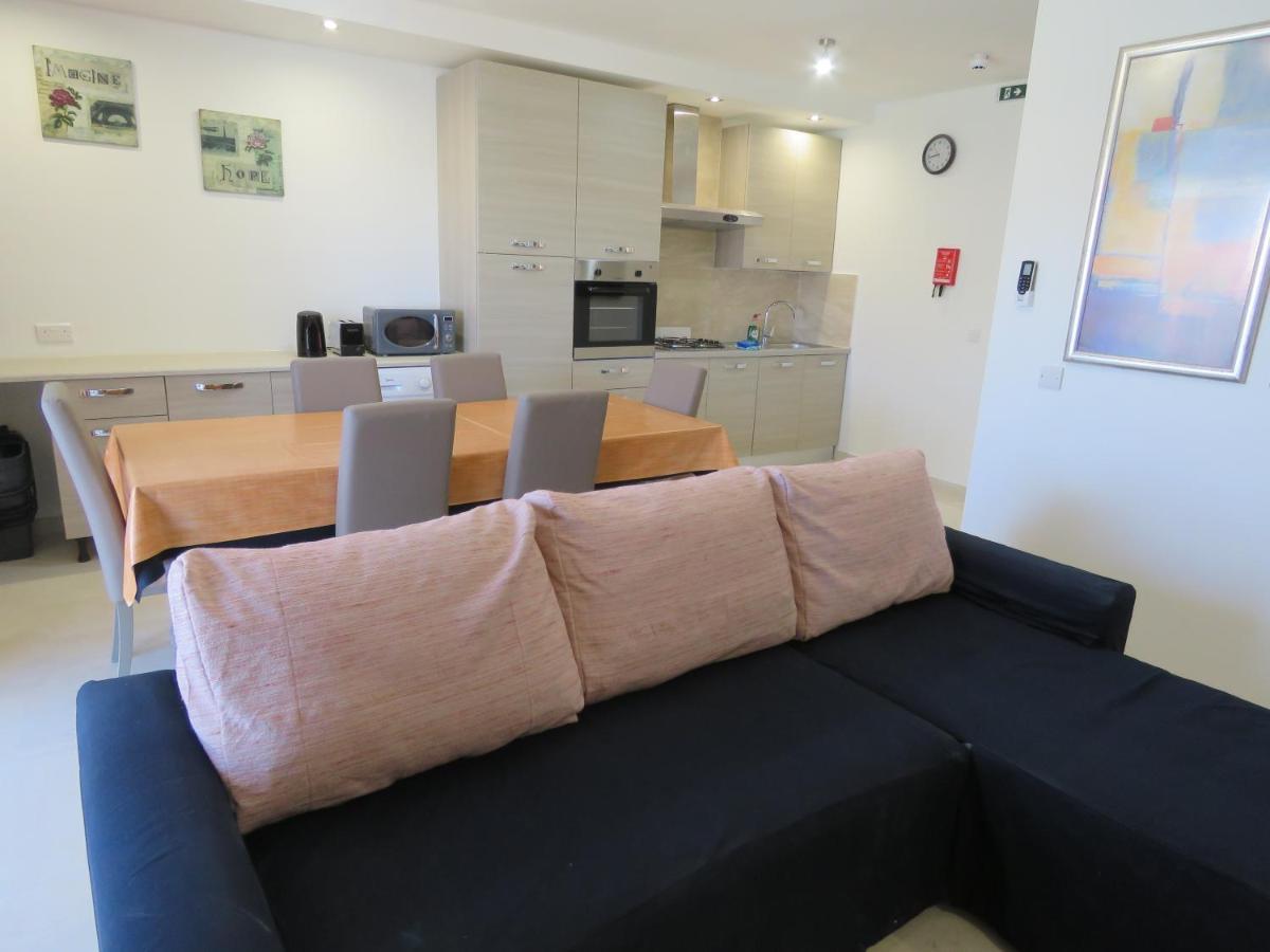 Aquamarine Sea Front Apartments - First Floor Marsaskala Esterno foto